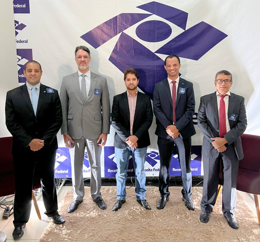 Amams pede à Receita Federal doação de veículos às prefeituras