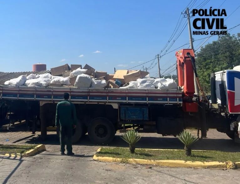 Polícia Civil incinera cerca de 600 quilos de drogas na cidade