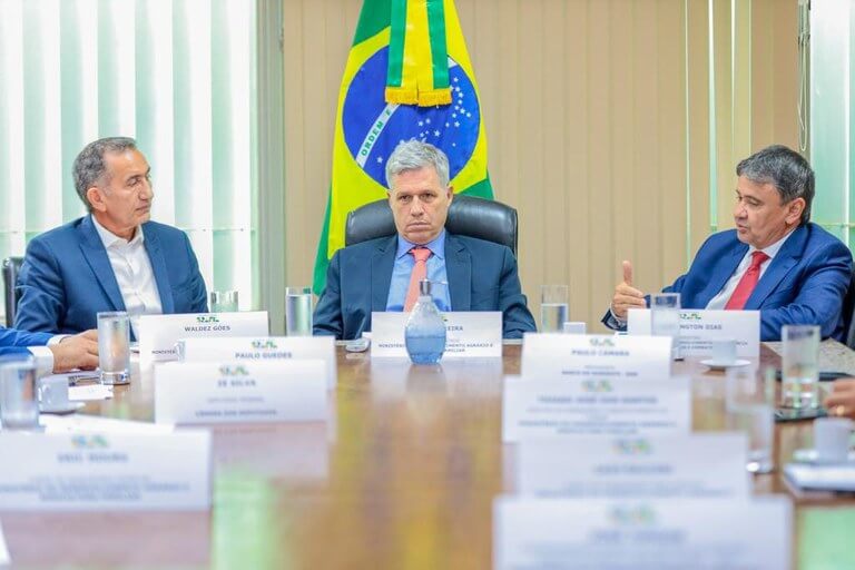 Reunião interministerial discute ações de apoio