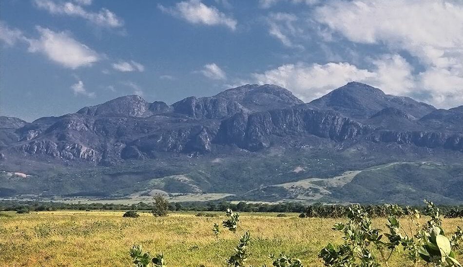 Pico da Formosa encanta turistas no Norte de Minas