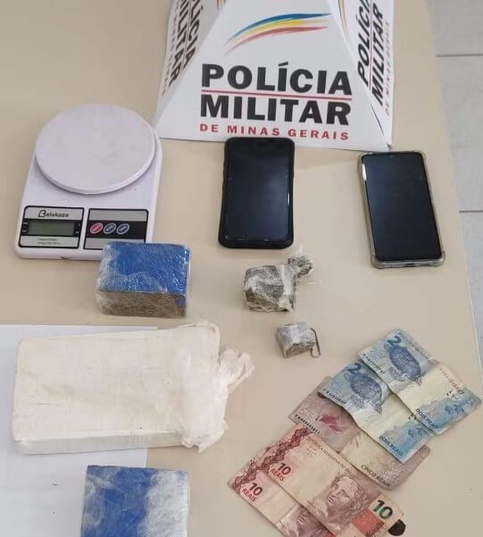 Barra de cocaína e tabletes de maconha são apreendidos