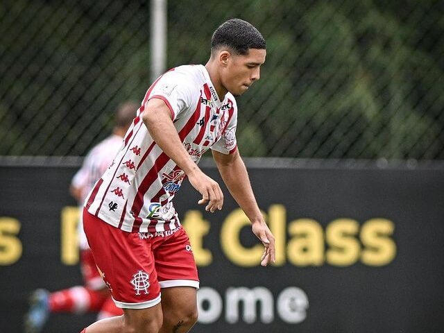 Montes-clarense marca gols na Copa São Paulo