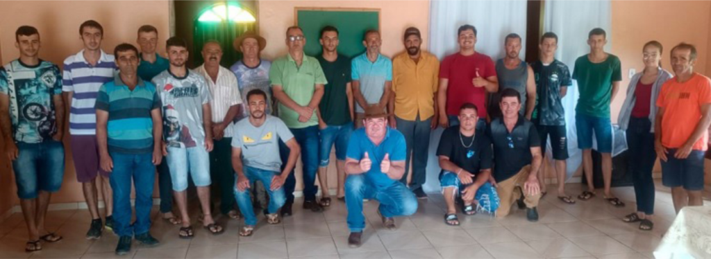 Jovens rurais se reúnem com a Emater no Centro Comunitário de Barreirinho