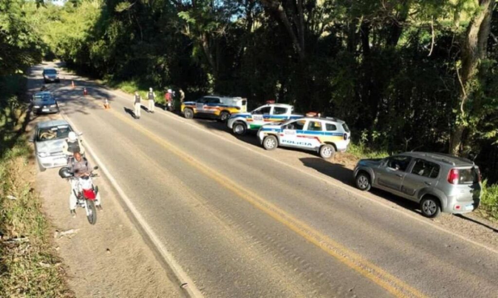 Minas Gerais tem feriado menos violento nas estradas