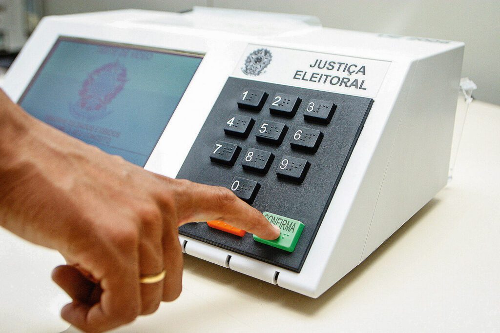 Aberta a temporada de caça aos votos