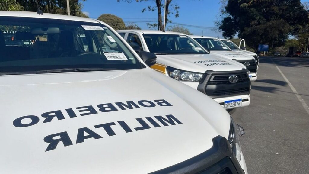 Corpo de Bombeiros de Minas Gerais recebe 20 novas viaturas