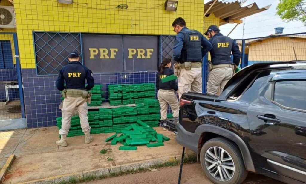 Suspeito preso com 760 kg de maconha na BR-365