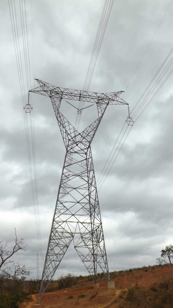 CNI propõe obras e concessões de BRs