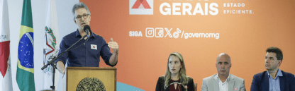 Solenidade em que o governador Romeu Zema anunciou a transferência digital de veículos em Minas Gerais