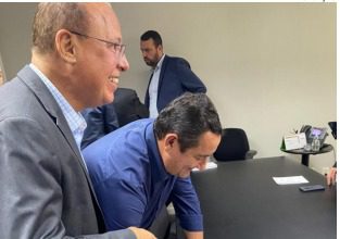 Deputado Gil Pereira e prefeito Tuquinha comemoram conquista histórica para Rio Pardo de Minas