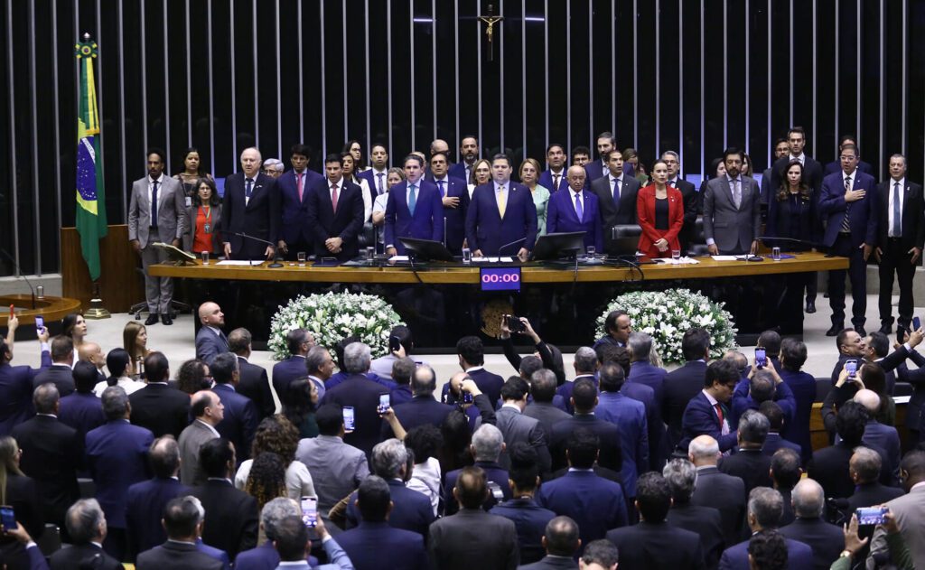 Prefeitos celebram promulgação de PEC que beneficia municípios