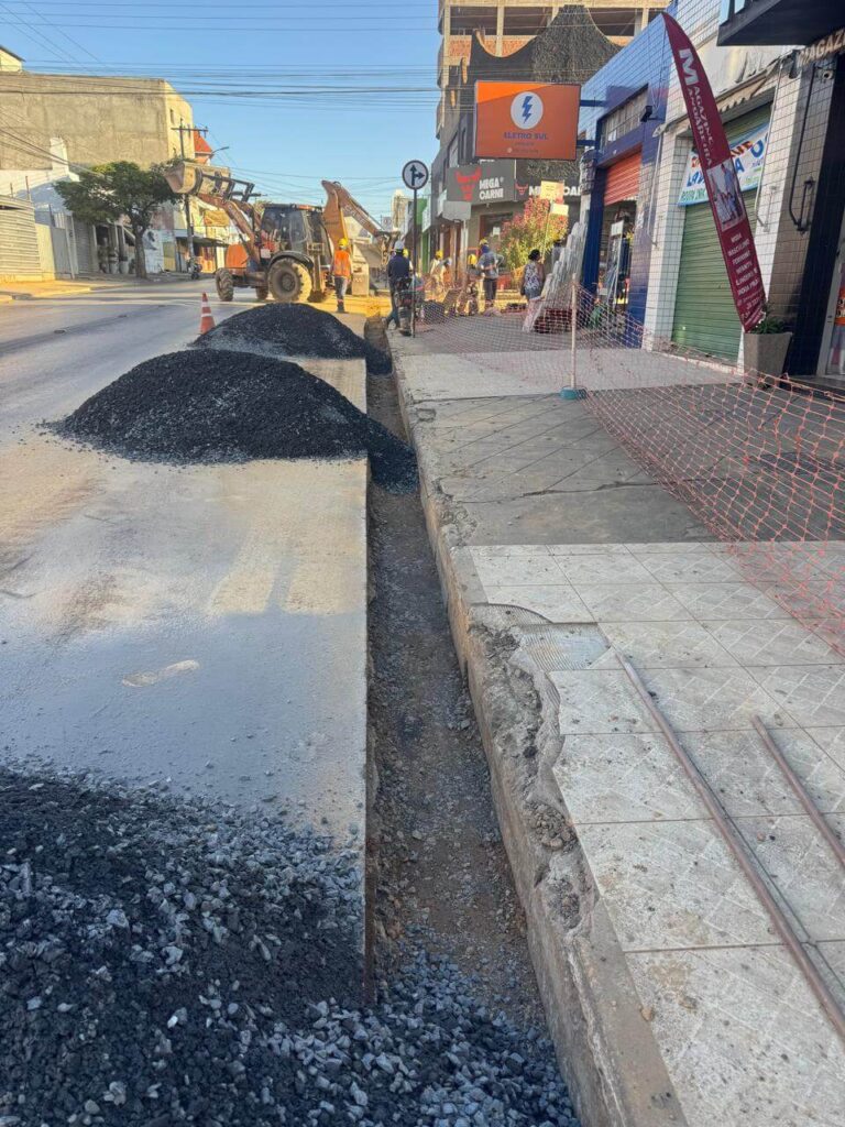 Copasa substitui redes para combater perdas de água