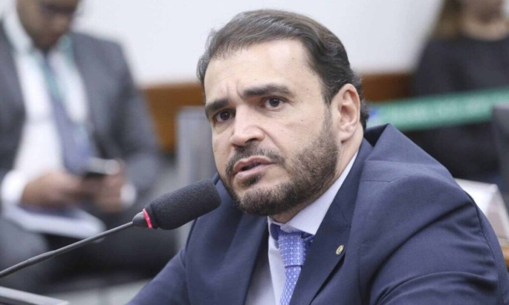 Freitas vai relatar processo contra Bolsonaro