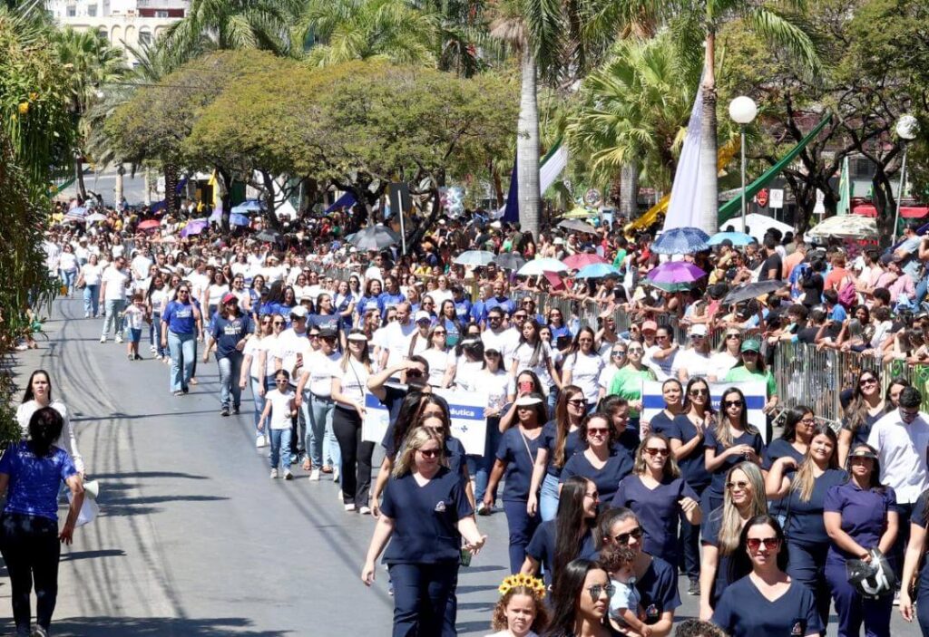 População de Montes Claros celebrou os 203 anos de independência do Brasil