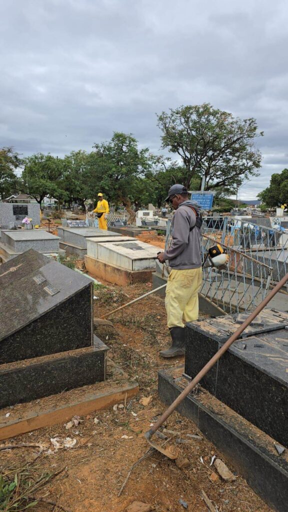 Prefeitura finaliza manutenção nos cemitérios