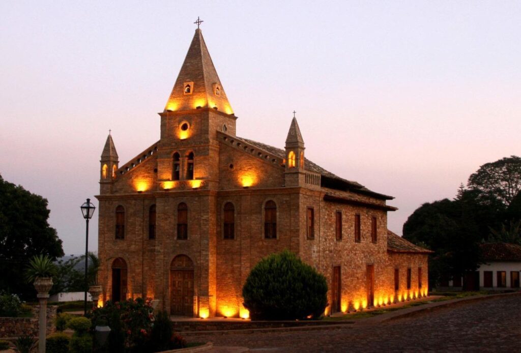 Igreja Matriz de Santo Antônio é reinaugurada