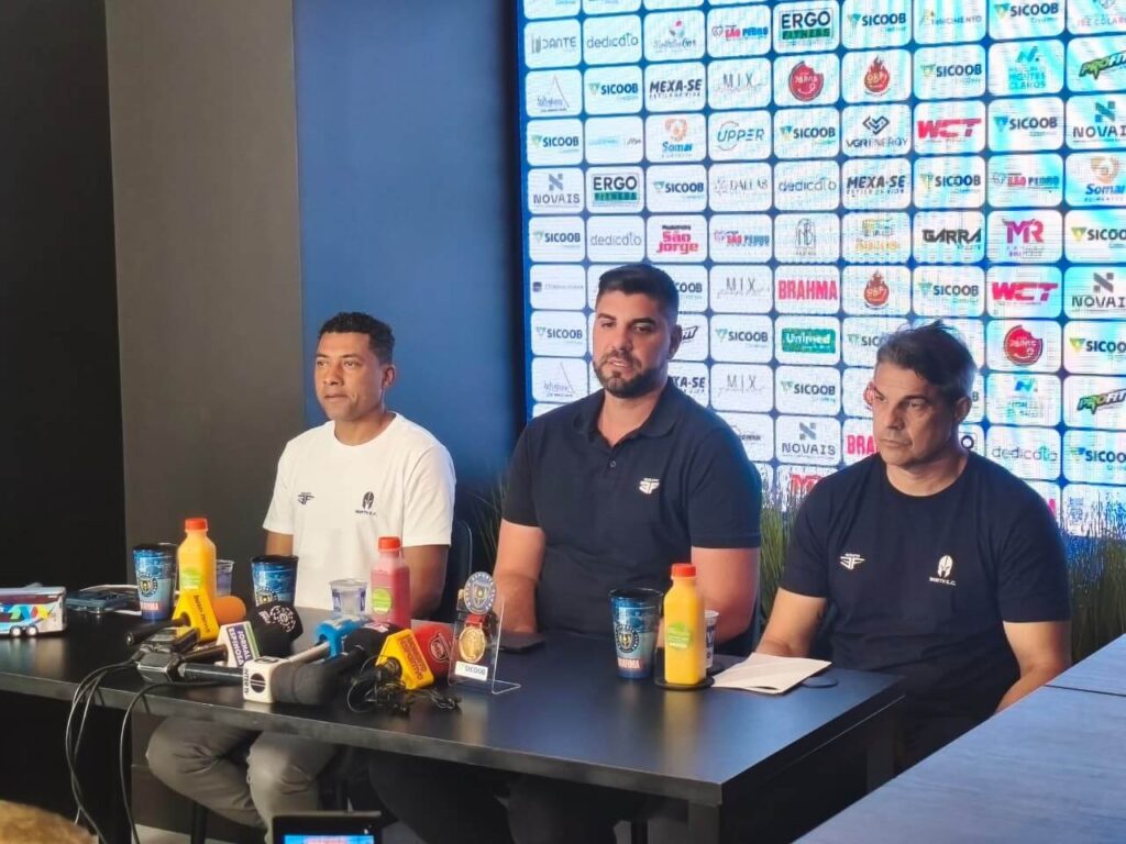 North dá o pontapé inicial para a elite