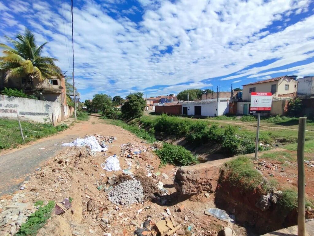 Lideranças e moradores se revoltam com promessas de campanhas