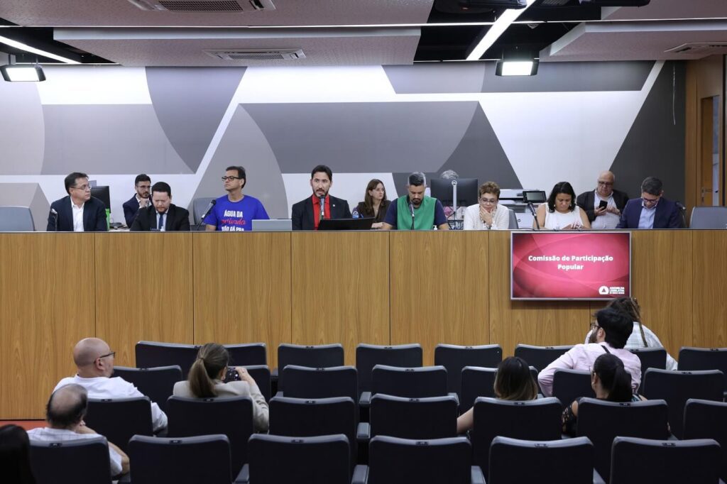 Governador sanciona lei que prevê regionalização