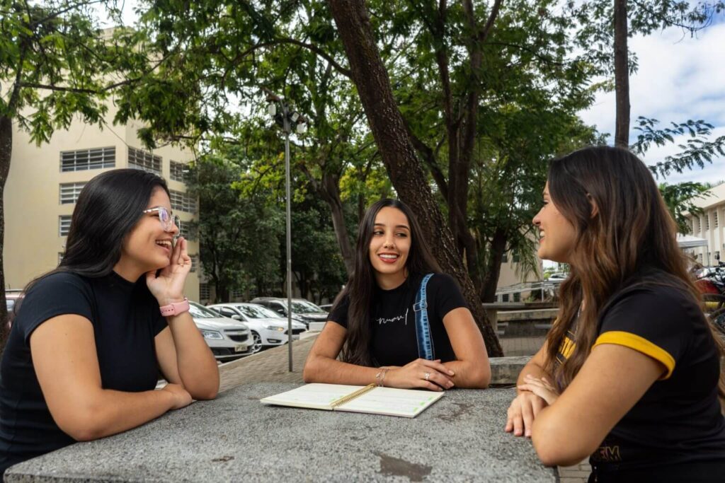 Unimontes abre processo seletivo para prova do PEAES