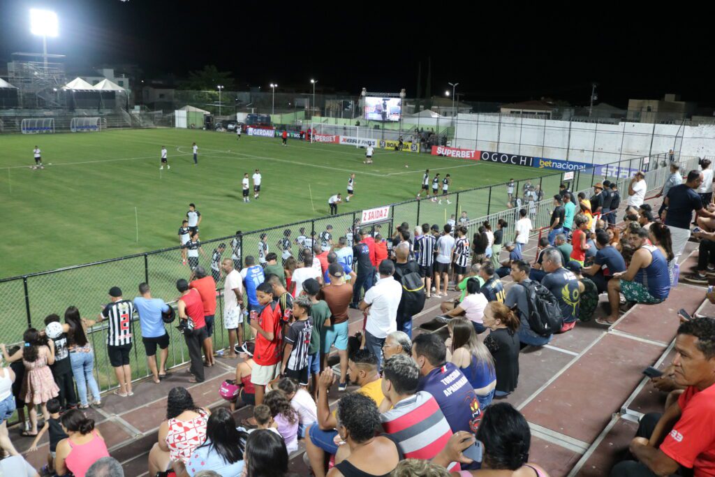 North busca primeira vitória contra o hexa