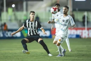 North segura Atlético-MG em empate histórico