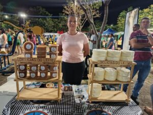 Feirinha do Planalto atrai centenas de pessoas todas quartas-feiras