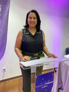 O talento feminino que conquista o rádio