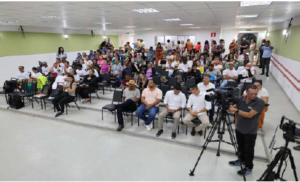 Espinosa cobra política permanente contra Chagas