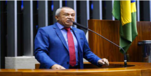 Deputado defende o fim da escala 6 x 1