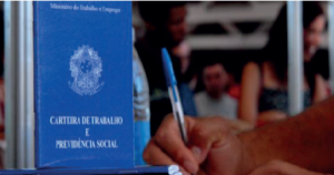 Desemprego fica em 5,4% no trimestre