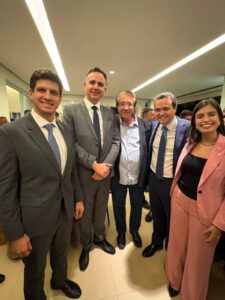 Senador encaminha candidatura pelo PSB ao governo de MG