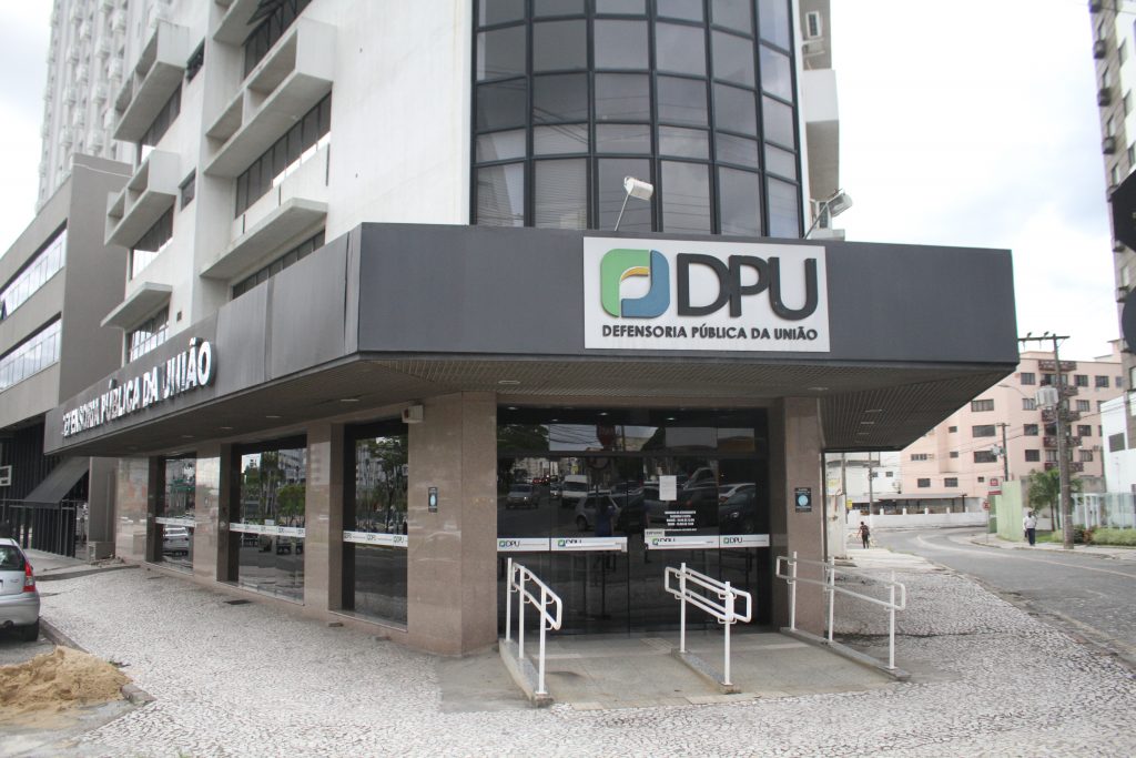 O canal telefônico direciona cada ligação para a unidade do órgão também em Montes Claros