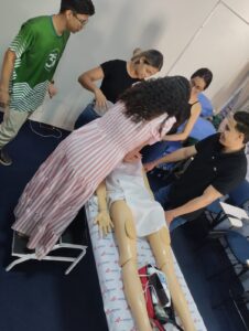 A iniciativa integra as ações de educação permanente desenvolvidas pela Instituição e teve como objetivo promover a qualificação contínua dos profissionais