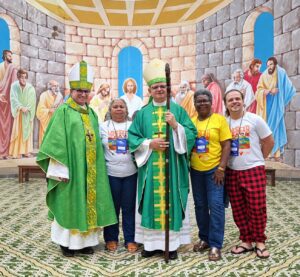 A Arquidiocese de Montes Claros esteve representada por quatro leigos: Luzia, Claret e Thiago, de Montes Claros, e Leandro, de Salinas