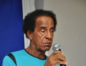 Bonga, técnico montes-clarense da Escolinha do Cassimiro de Abreu