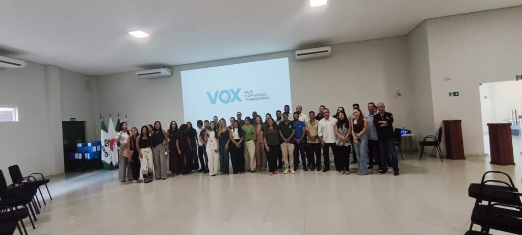 A iniciativa busca desenvolver competências em comunicação e impulsionar resultados, tanto no âmbito pessoal quanto profissional